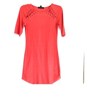 🦄2/$16 Peach fitted T-shirt dress by Derek Heart